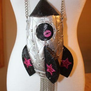 BETSEY JOHNSON GIMME SOME SPACE SHIP ROCKET CROSSBODY BAG!